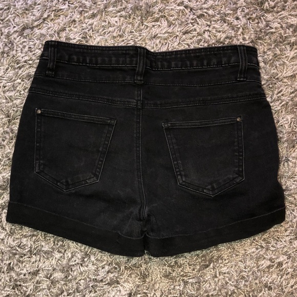 Ardene Shorts - Picture 2 of 2